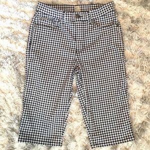 DG2 Diane Gilman Bermuda Shorts plaid EUC